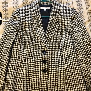 Jones Studio Twill women’s suit jacket